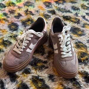 Women’s Steve Madden Light Brown Sneaker
